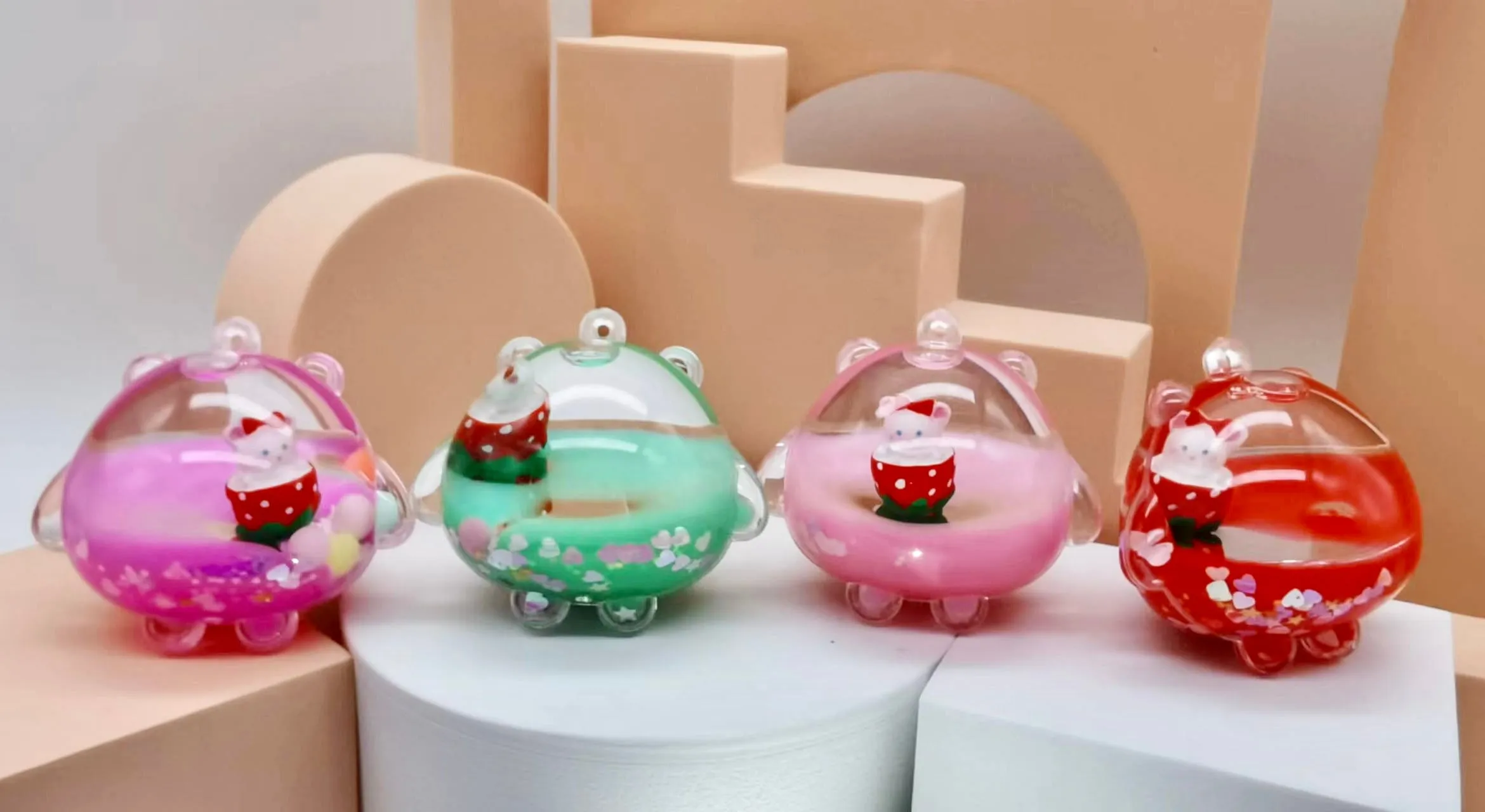 12117 STRAWBERRY ANIMAL FLOATY KEY CHARM-12