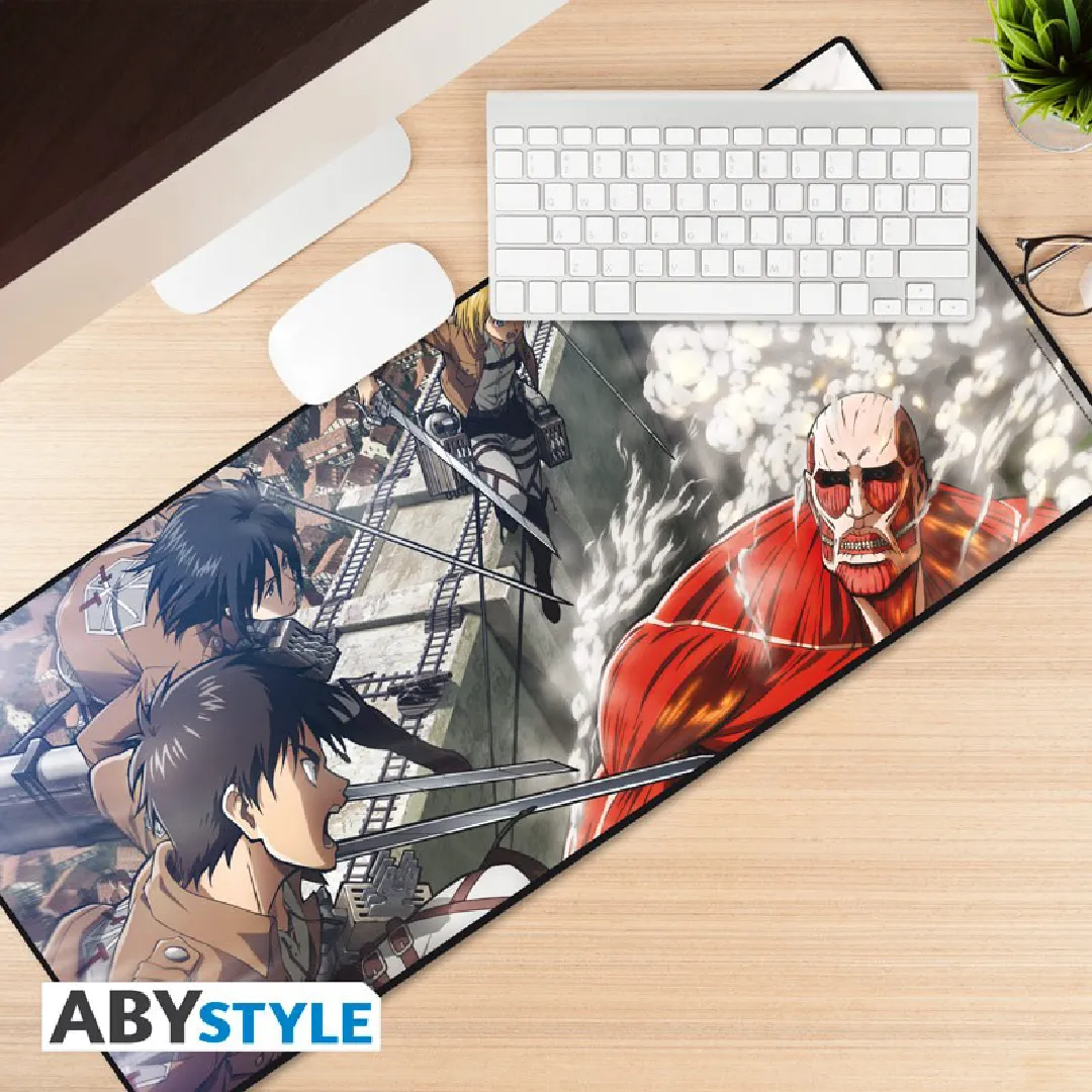 Abystyle Attack on Titan Mousepad XXL - Eren vs Colossal Titan x2