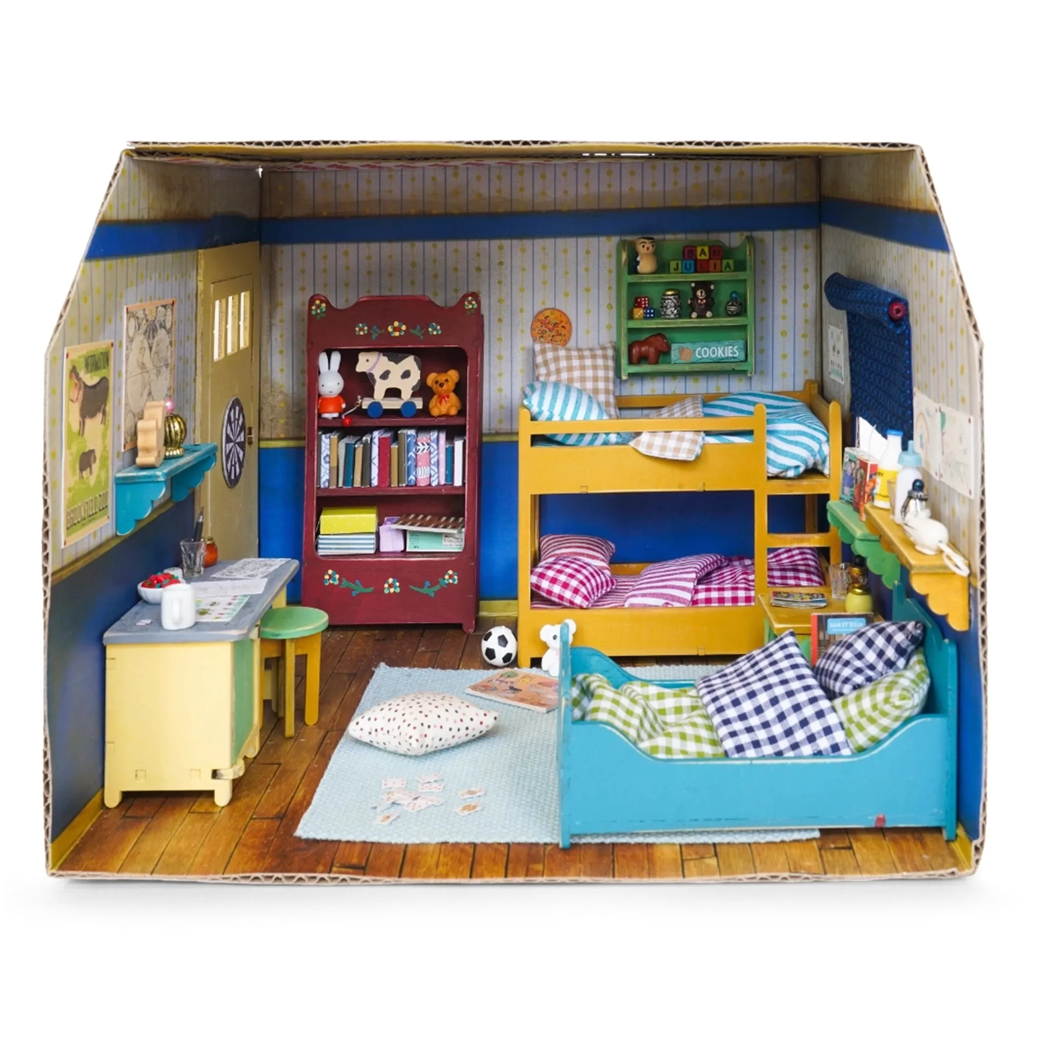 Dollhouse - Cardboard Room - Kids' Bedroom