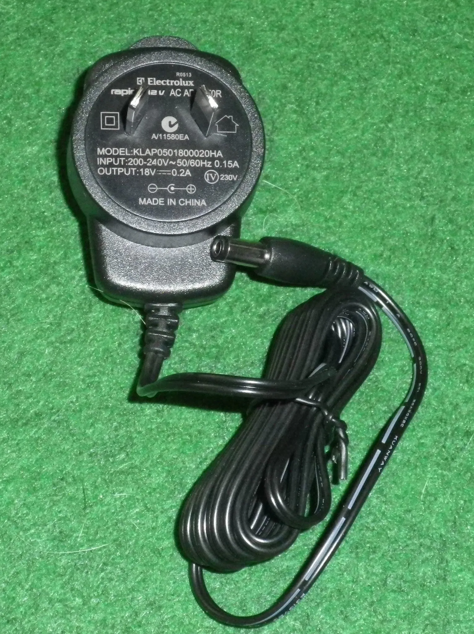 Electrolux ZB4112 18Volt Rapido Battery Charger - Part # 400067136060