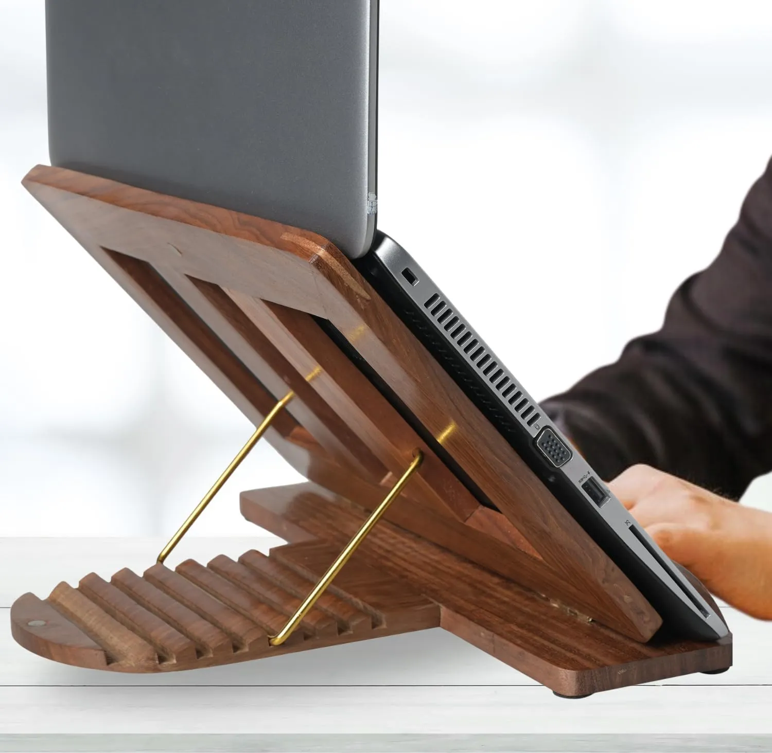 Ergonomic Laptop Stand With Mobile Stand for Desk