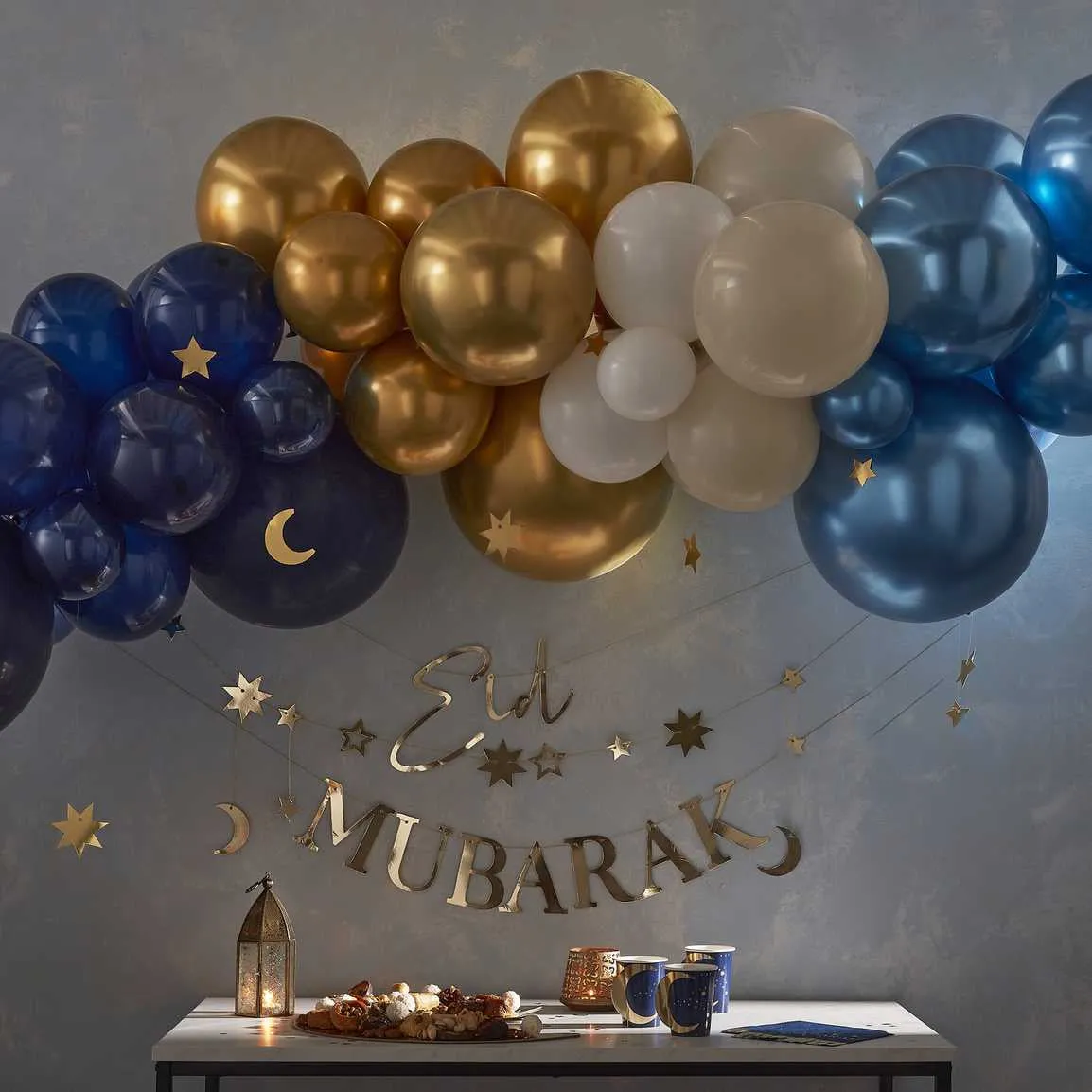 Ginger Ray Navy Gold & Cream Balloon Arch Kit