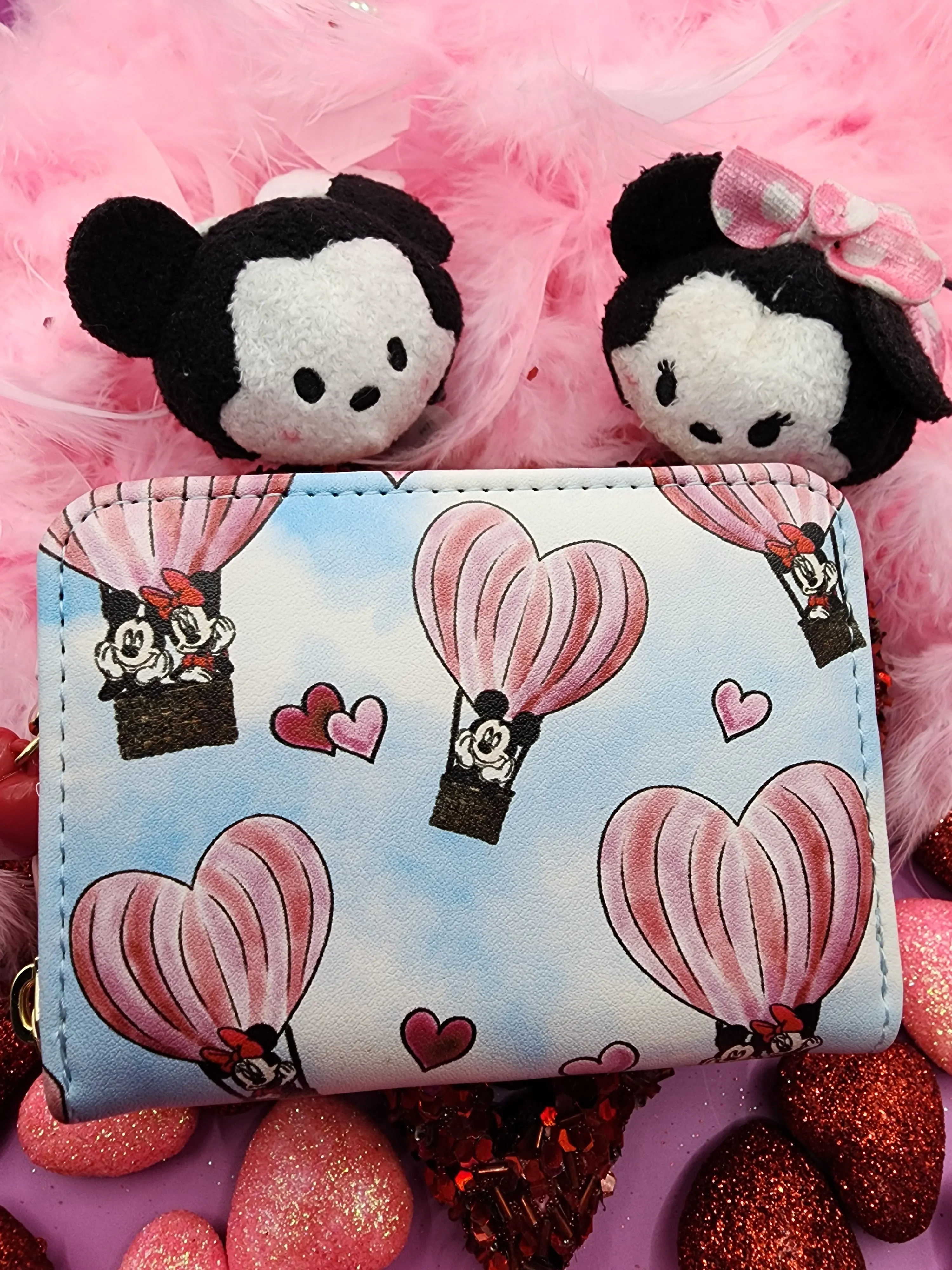 Her Universe Mickey and Minnie Mouse Valentine's wallet